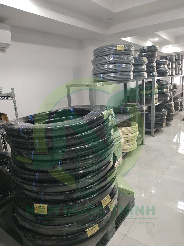 Ống ruột gà chống dầu